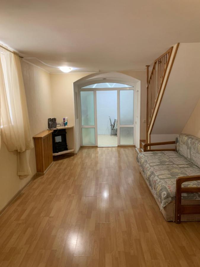 Apartment Red Lane 9 Odessa Dış mekan fotoğraf